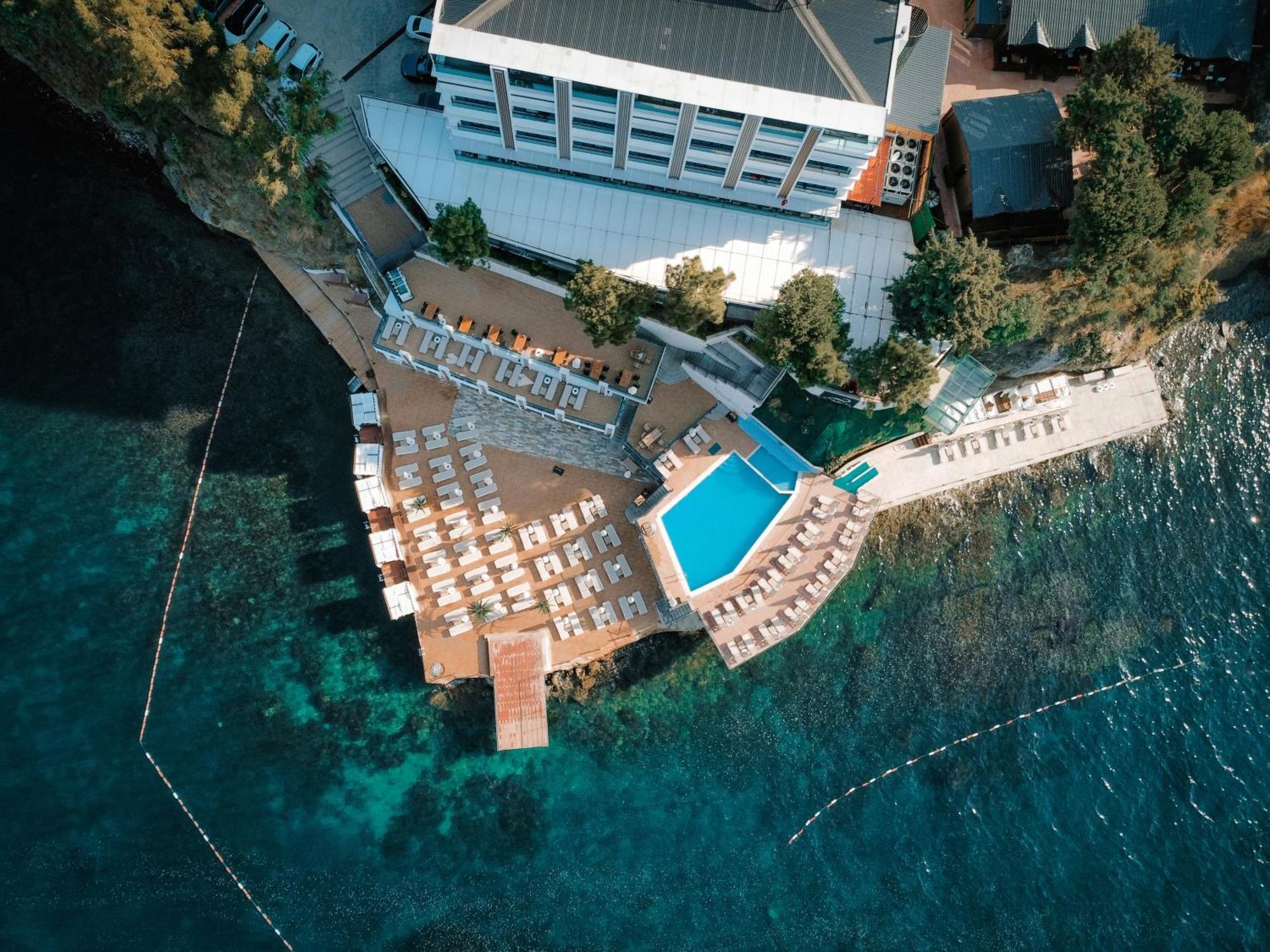 סינופ Vira Otel Suites מראה חיצוני תמונה
