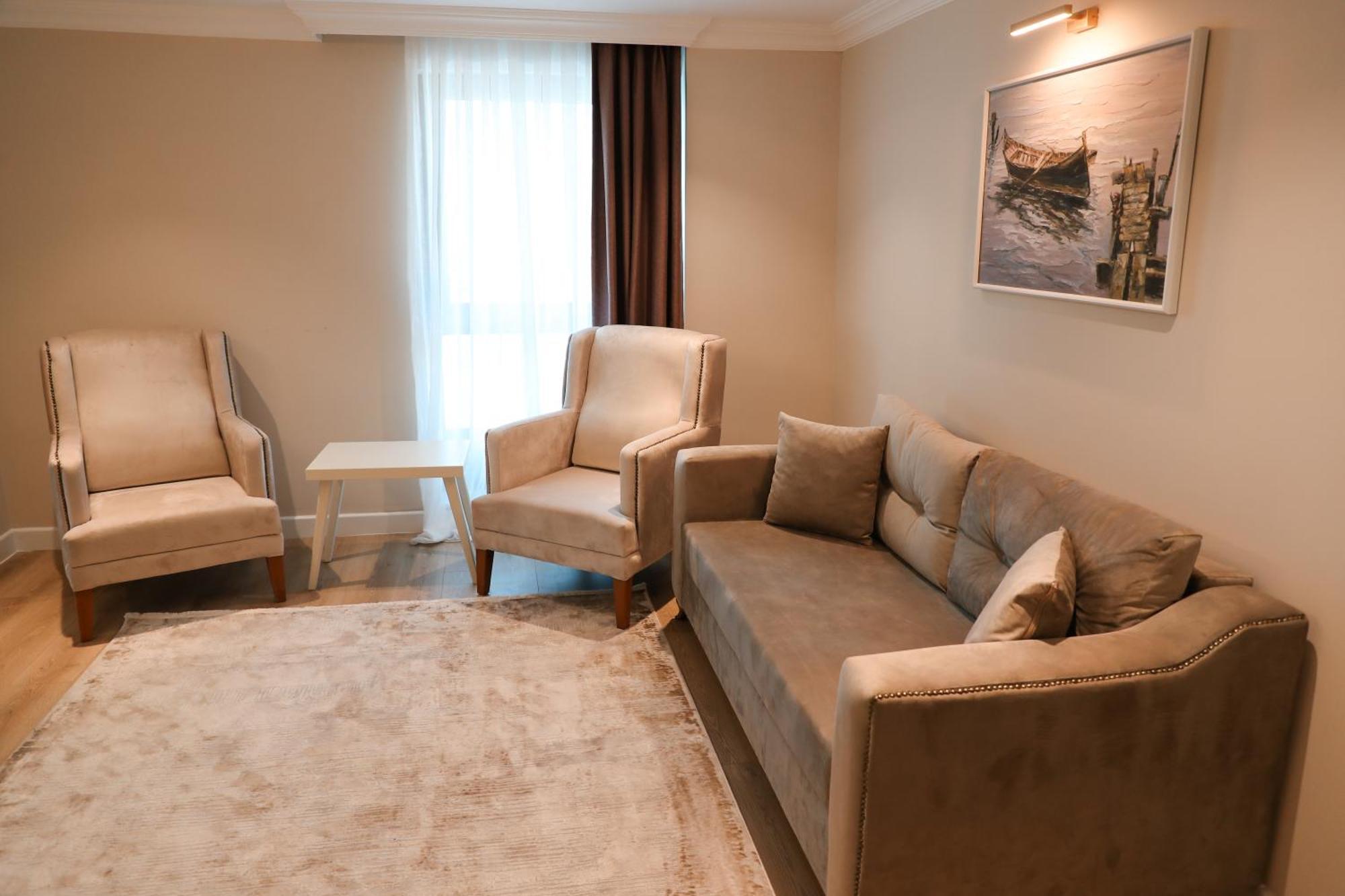 סינופ Vira Otel Suites מראה חיצוני תמונה