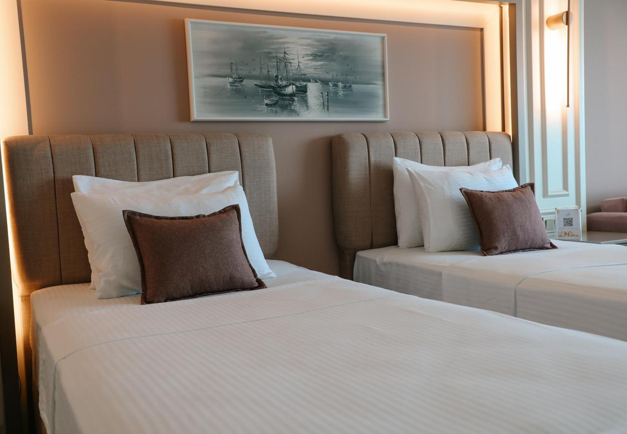 סינופ Vira Otel Suites מראה חיצוני תמונה