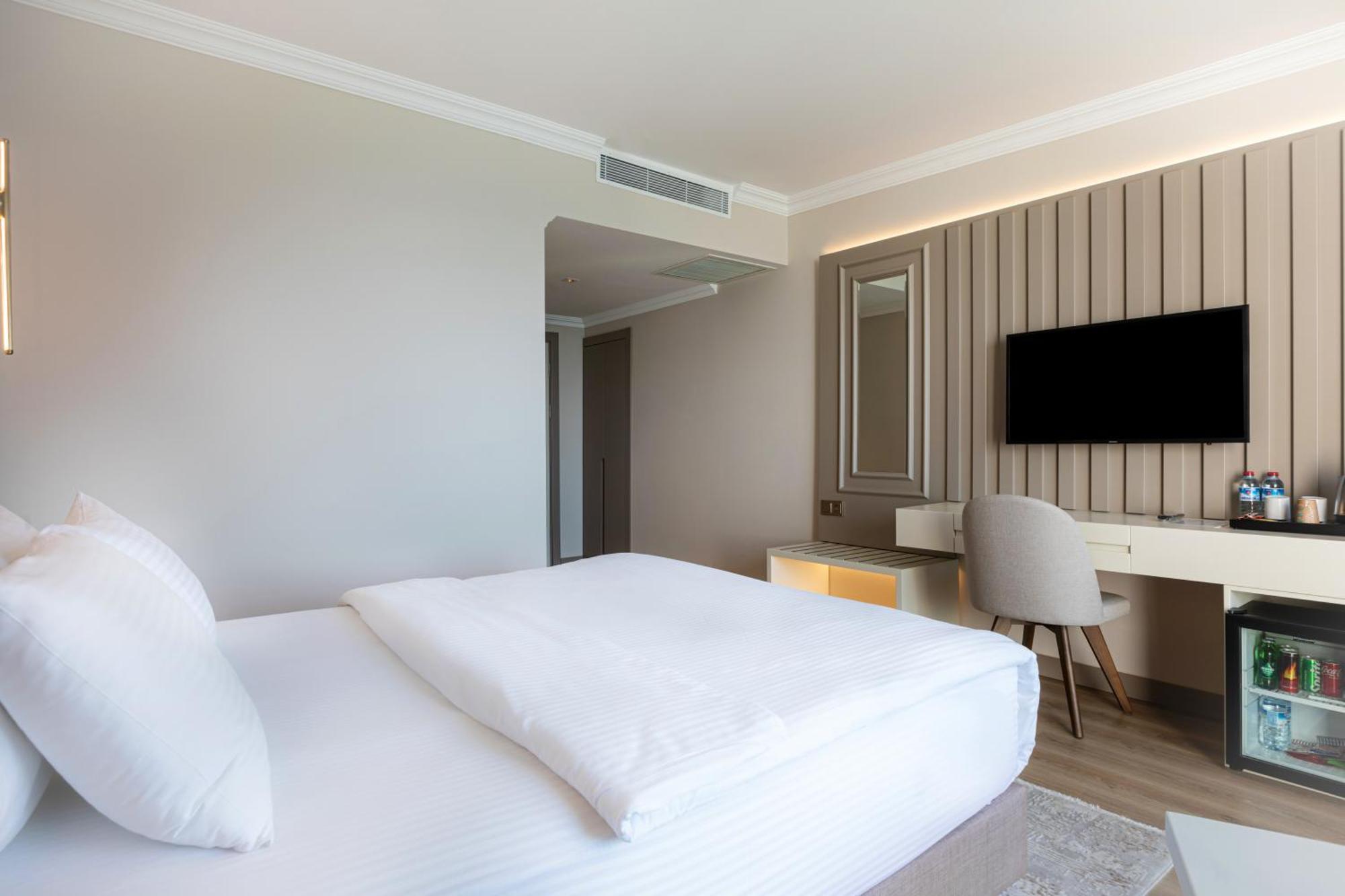 סינופ Vira Otel Suites מראה חיצוני תמונה